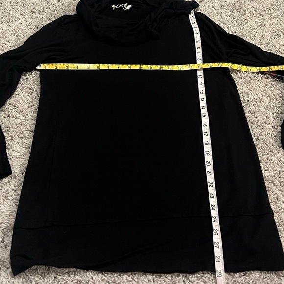 Pink Blush Maternity Cowl Neck Long Sleeve Black Plaid Tunic Top Pullover Medium - Picture 6 of 8